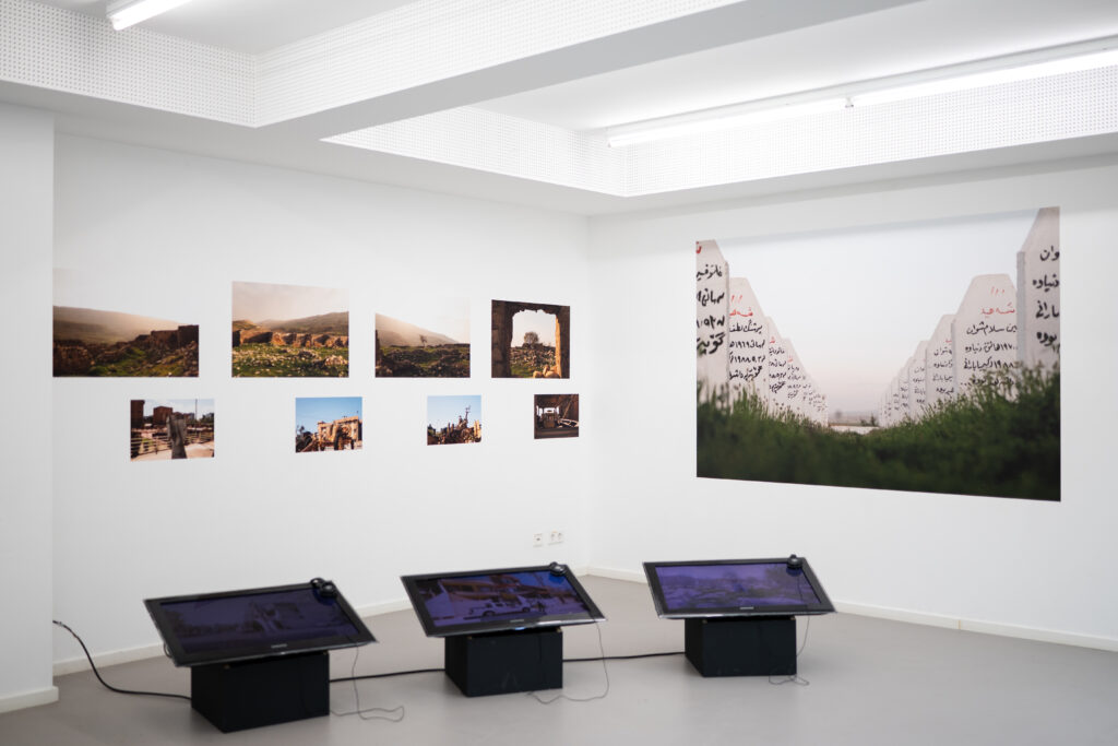 Places Speak of Genocide – Kurds Bring Them to Life – installation view – photograph 3/5